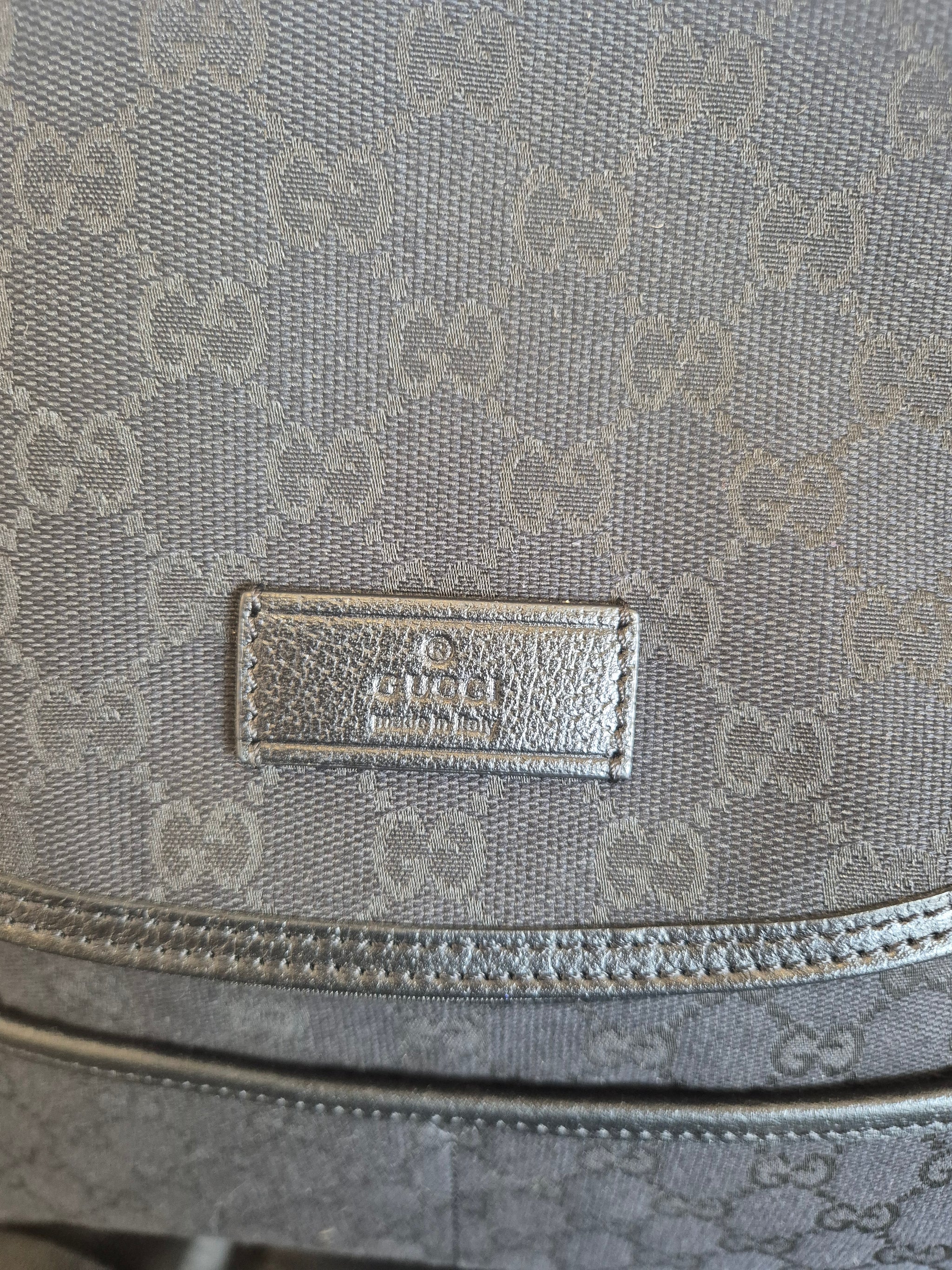 BABY NEWBORN GUCCI LUIERTAS MET LOGOPRINT ZWART