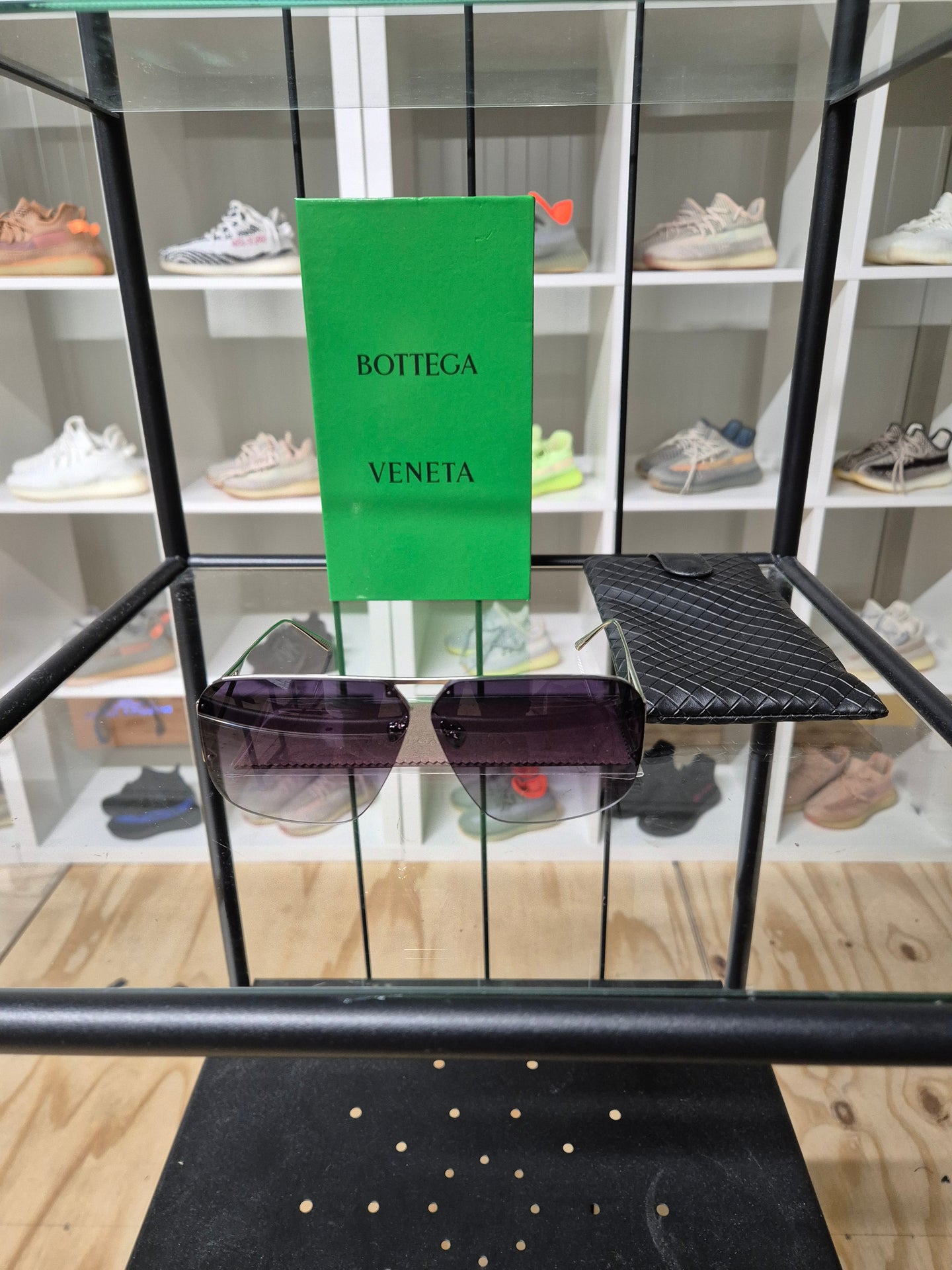 DAMES ZONNEBRILLEN BOTTEGA VENETA SILVER