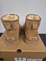 DAMES SCHOENEN UGG-Classic Mini