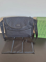 BABY NEWBORN GUCCI LUIERTAS MET LOGOPRINT ZWART