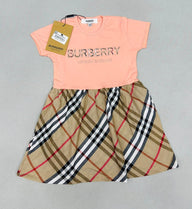 NEWBORN JURKJE BURBERRY ZALM