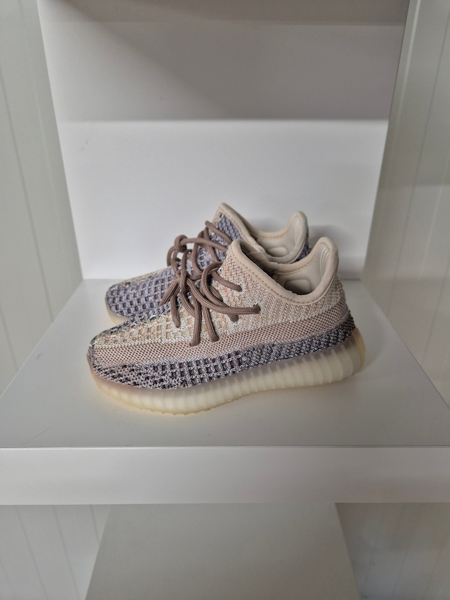 KIDS SCHOEN Yeezy Light Brown