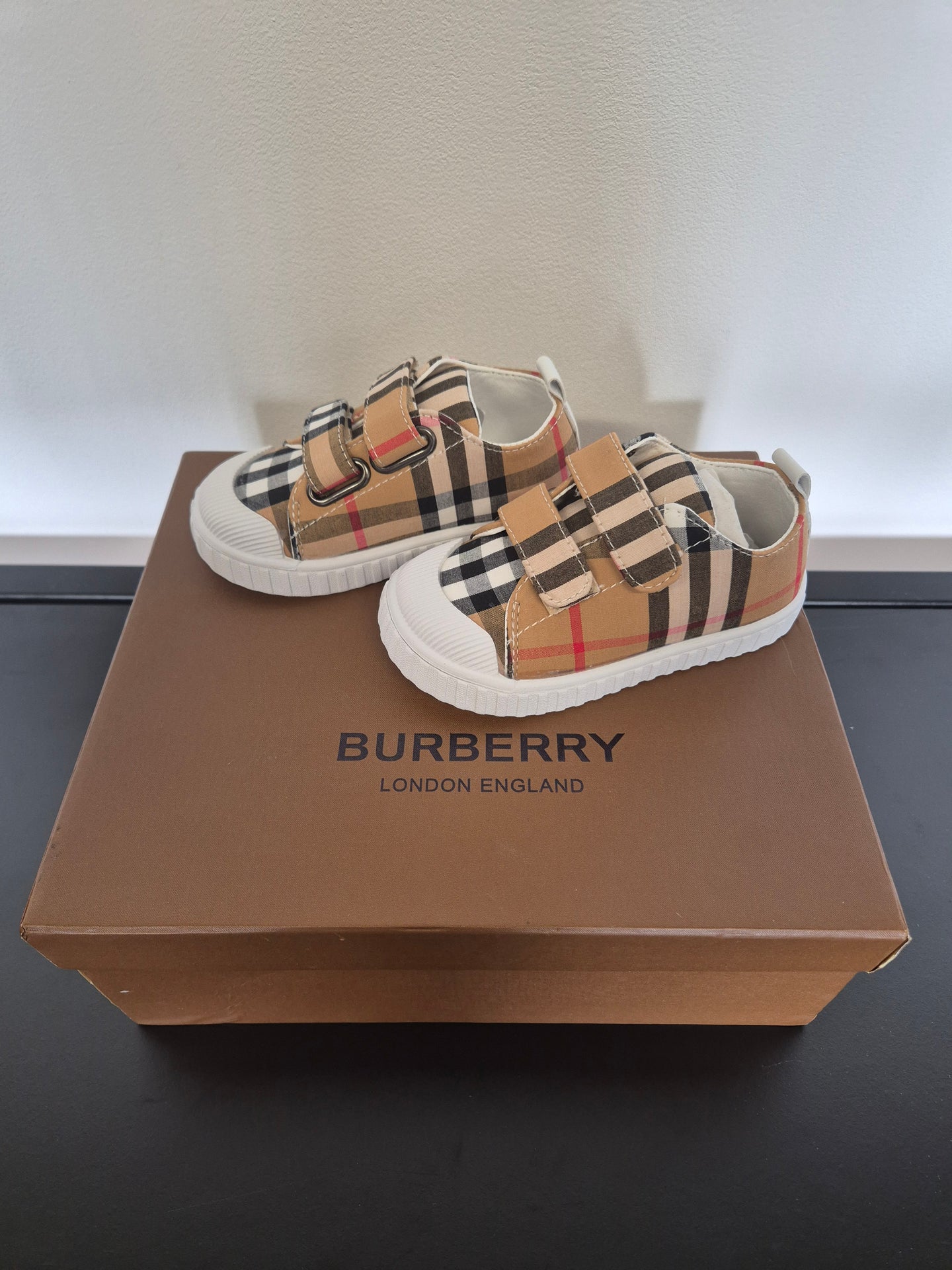 KIDS SCHOENEN Burberry