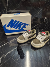 KIDS SCHOENEN Nike Air Jordan 1 Low x Travis Scott (Olive)