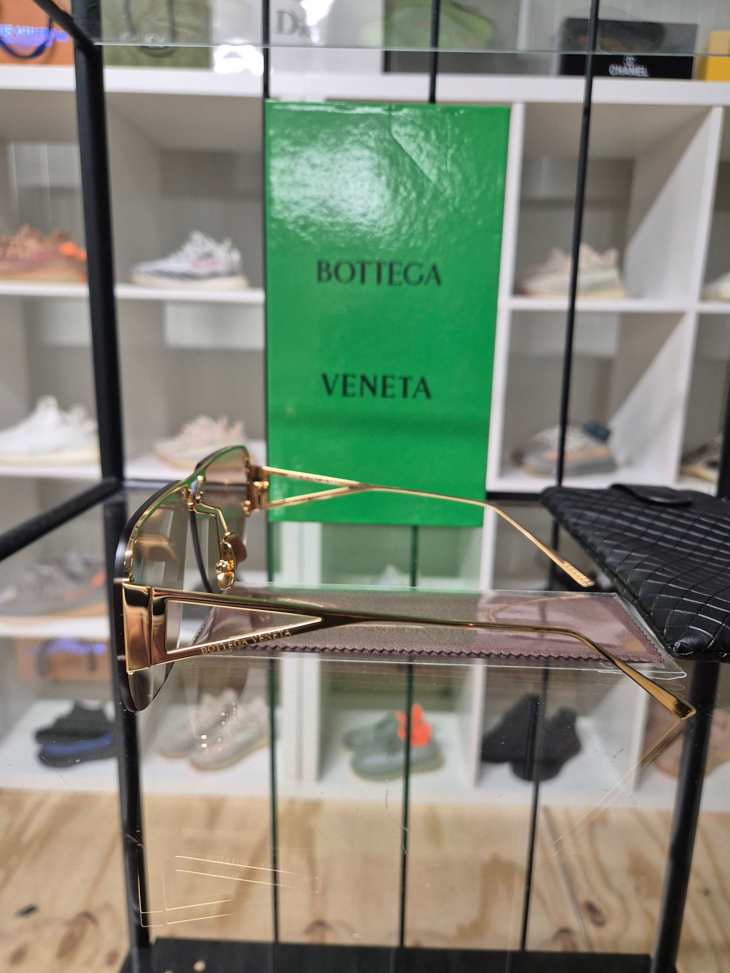 DAMES ZONNEBRILLEN BOTTEGA VENETA GOUD/LICHTBRUIN