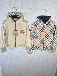 KIDS JASSEN BURBERRY DUBBELZIJDIG BEIGE (tussenjasjes)