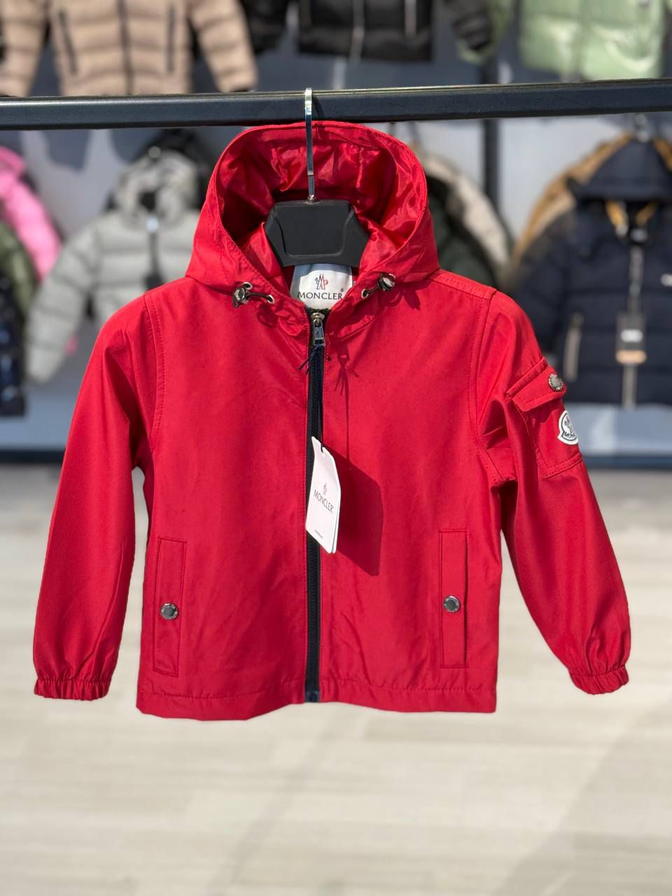 KIDS MONCLER ZOMER JAS ROOD