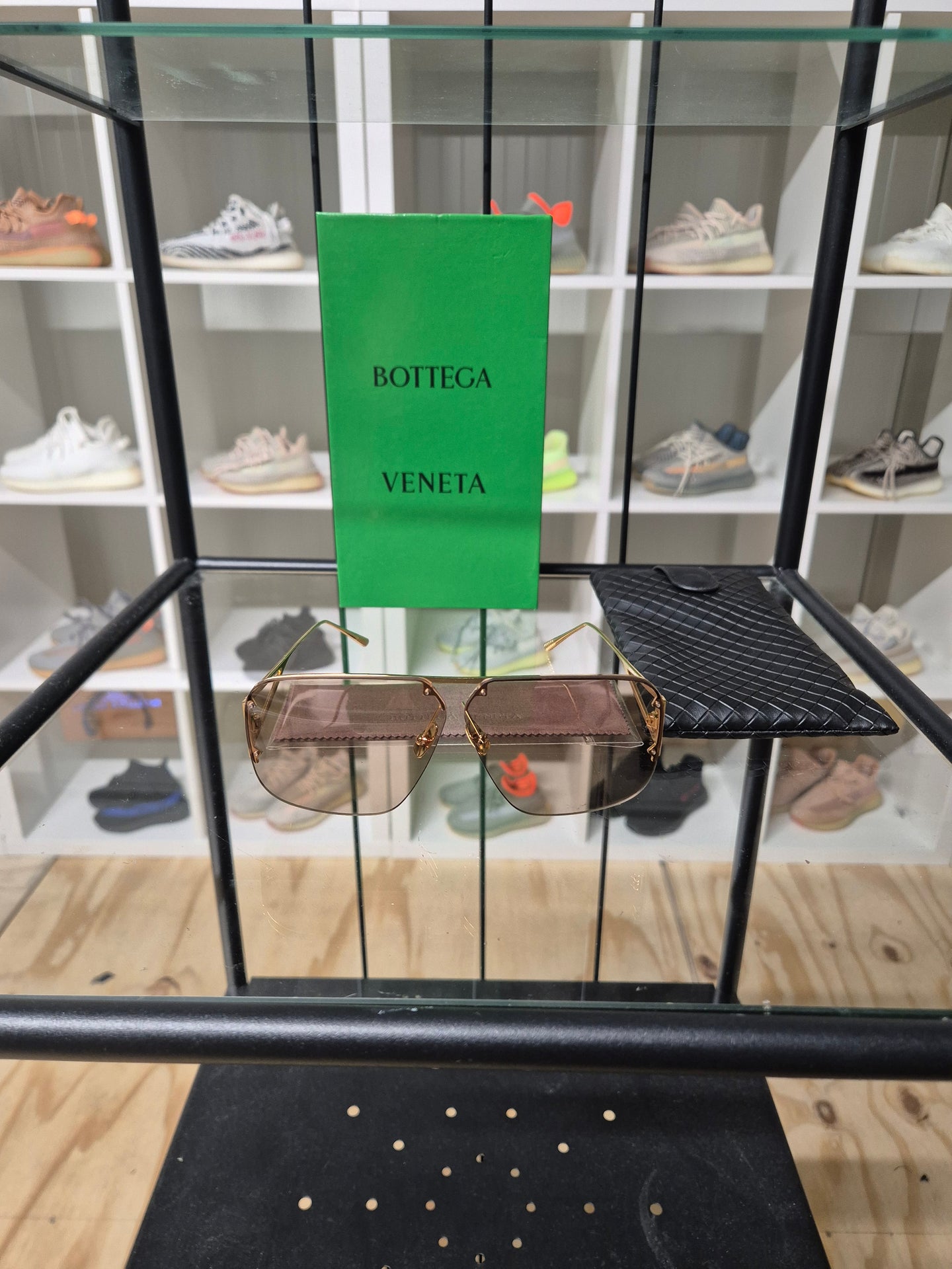 DAMES ZONNEBRILLEN BOTTEGA VENETA GOUD/LICHTBRUIN