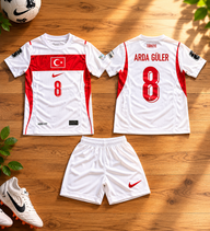 KIDS WK TENUE WIT TURKIJE ARDA GÜLER