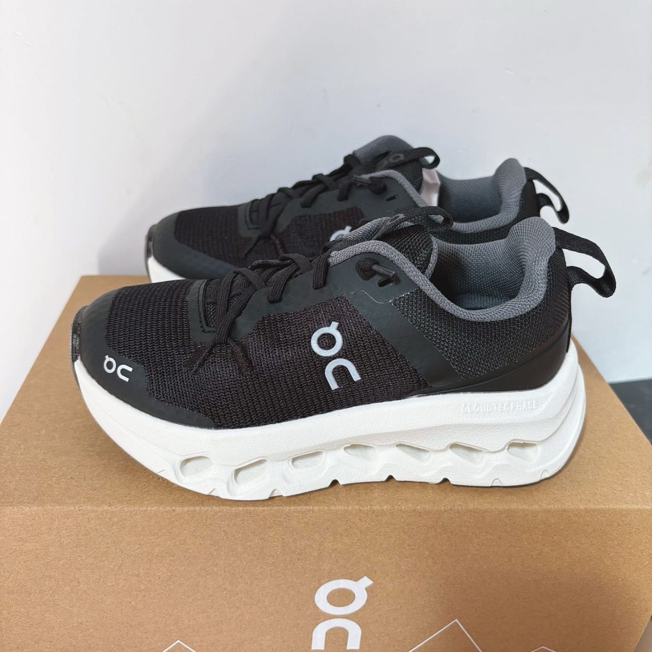 KIDS SCHOENEN ON CLOUDTILT BLACK-WHITE