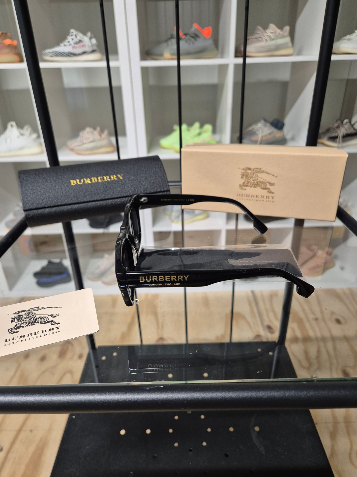 DAMES ZONNEBRILLEN BURBERRY ZWART